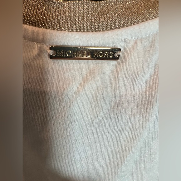 Michael Kors Cold Shoulder Top white & Gold Short Sleeve Tee Size Small - Picture 5 of 5